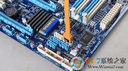 如何安裝雙硬盤?win7系統雙硬盤安裝使用方法