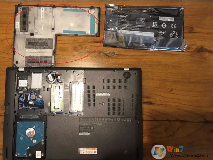 thinkpad e450c換電池怎么換?thinkpad e450 拆電池教程