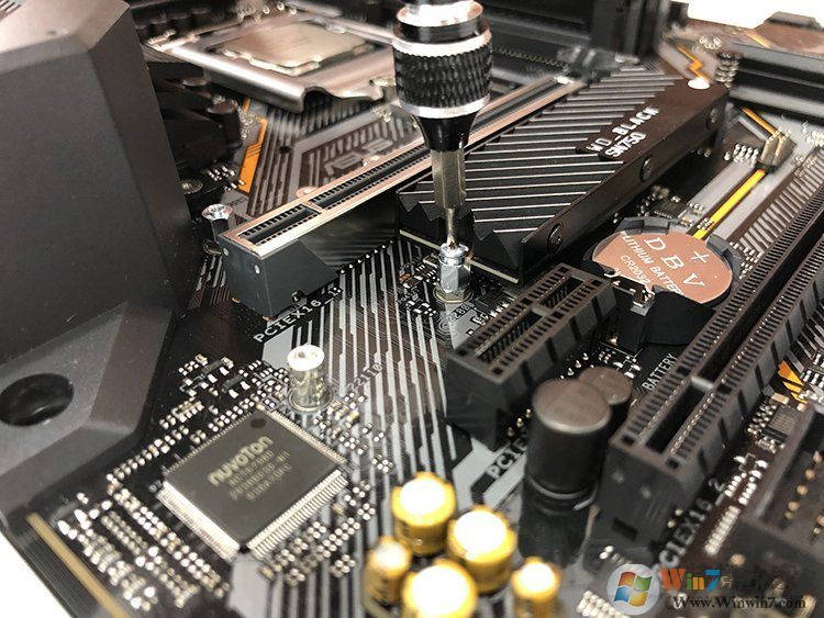 電腦怎么安裝固態硬盤？電腦安裝M.2和SATA SSD硬盤教程圖解