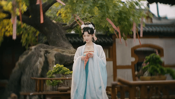 完蛋我被美女包圍了2客戶端